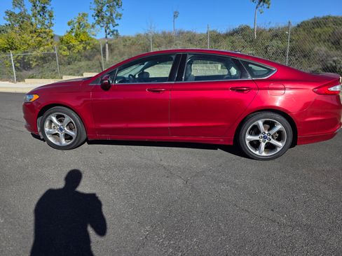 Used 2013 Ford Fusion SE image 5