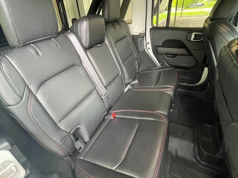Used 2021 Jeep Wrangler Unlimited Rubicon AWD/4WD image 23