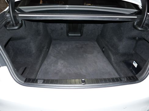 Used 2017 BMW 750i 750i Sedan 4D image 14