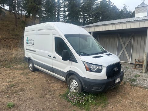 Used 2022 Ford Transit 250 148 High Roof AWD image 6