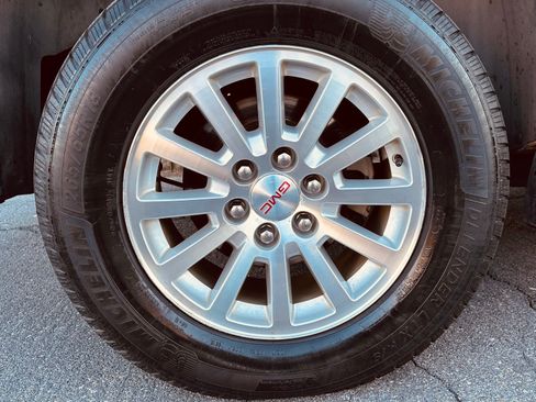 Used 2009 GMC Yukon 4WD Hybrid image 5