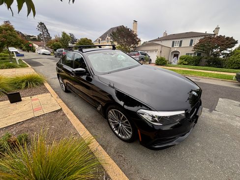 Used 2018 BMW 530e RWD image 9