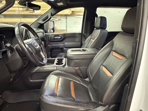 Used 2022 GMC Sierra 3500 AT4 w/ AT4 Premium Plus Package image 12