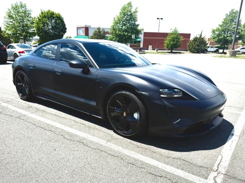 Used 2024 Porsche Taycan Turbo AWD/4WD image 27