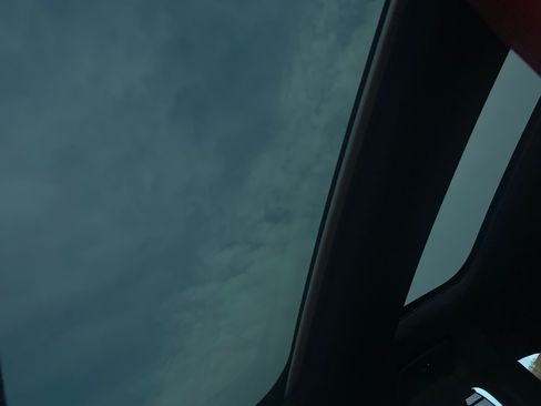 Used 2019 Porsche Panamera 4 image 9