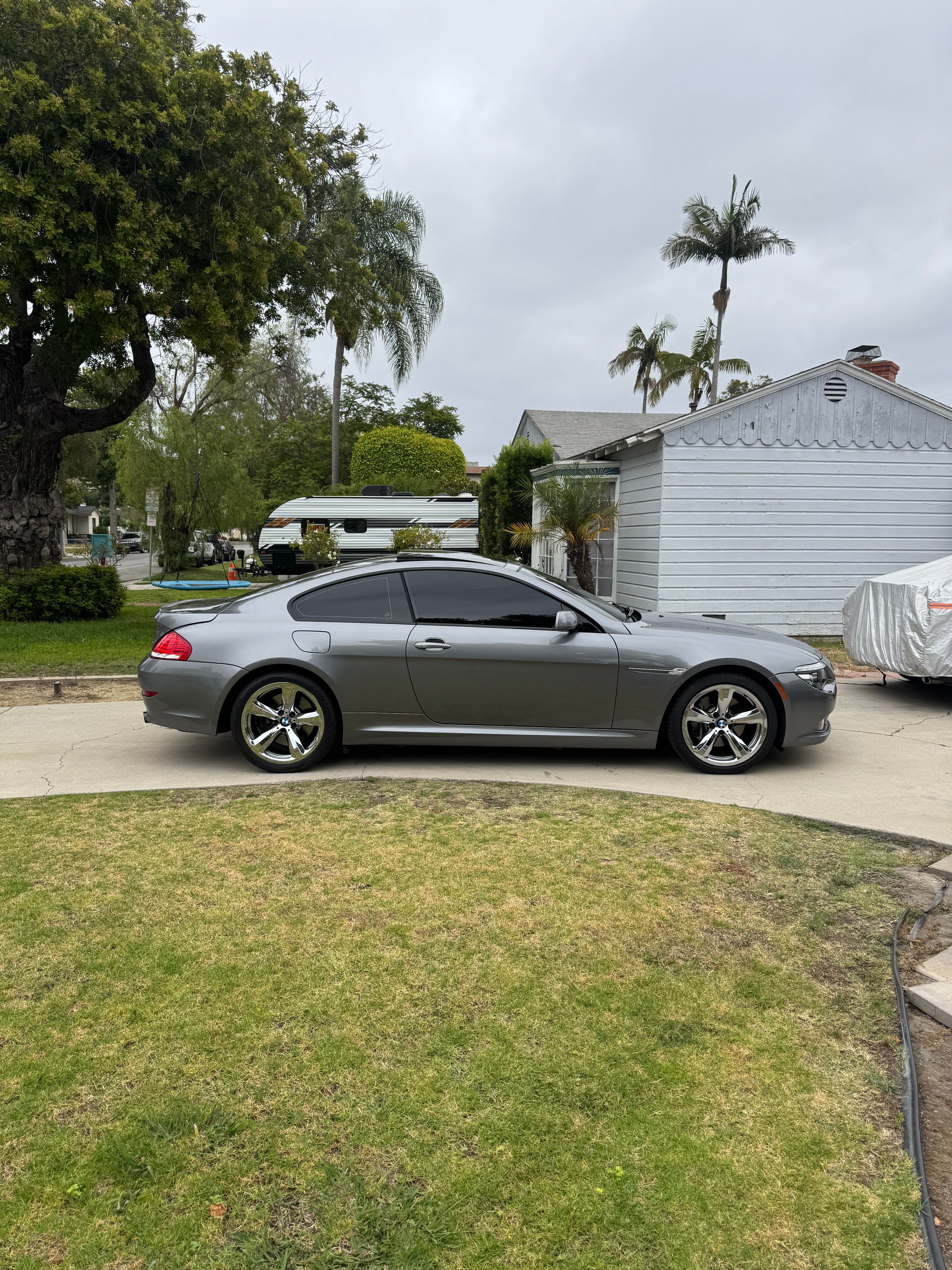 Used 2010 BMW 650i Coupe RWD image 4