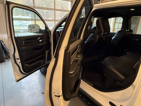 Used 2021 RAM 3500 Laramie image 17