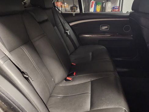 Used 2008 BMW 750Li image 11