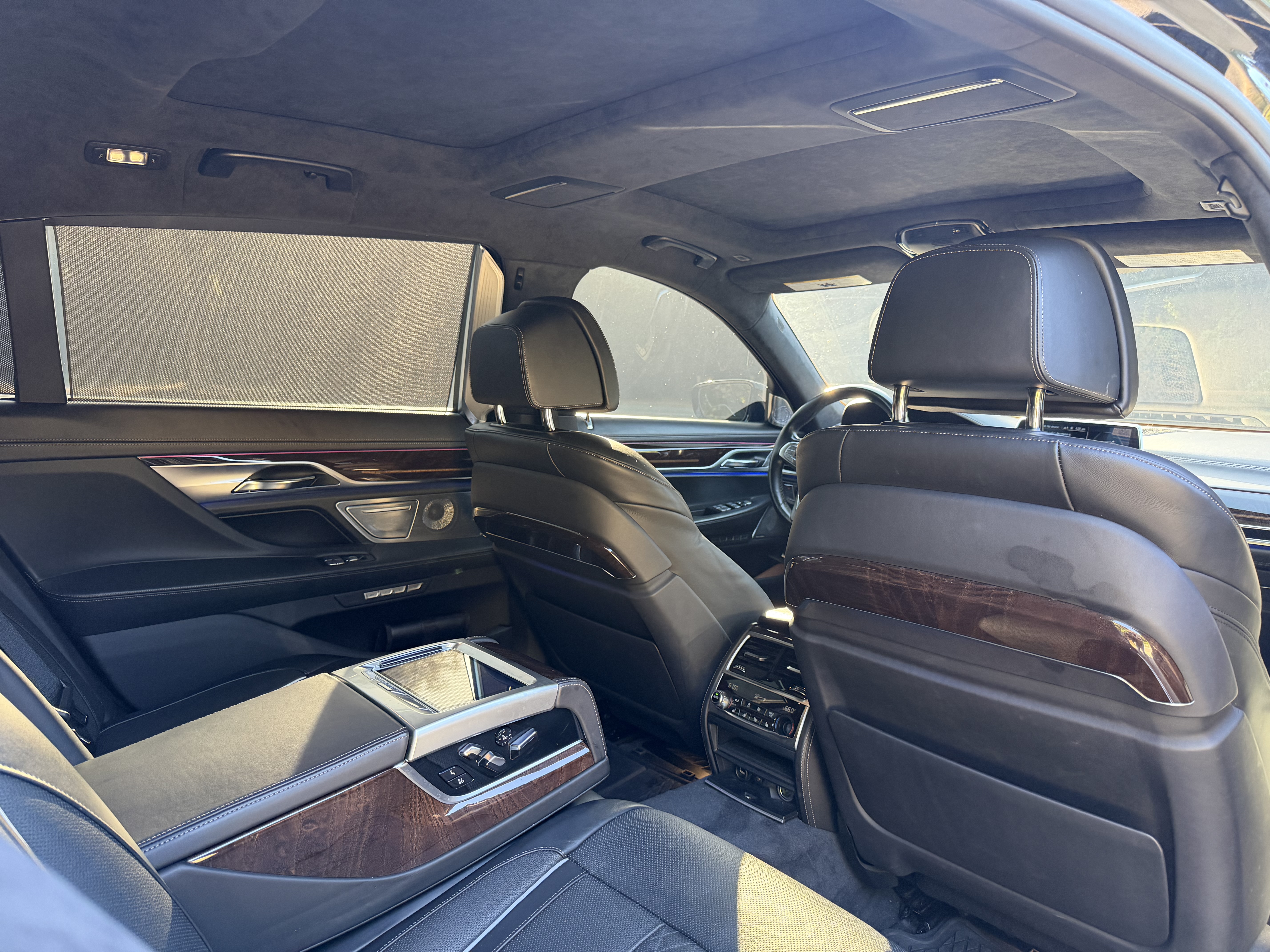Used 2016 BMW 750i xDrive AWD/4WD image 12