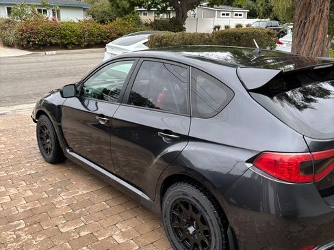 Used 2010 Subaru Impreza WRX STI image 4