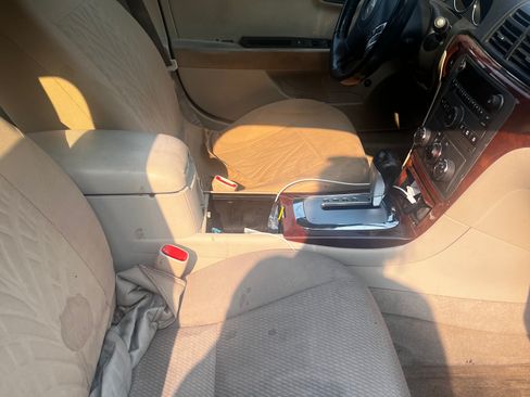 Used 2009 Saturn Aura XE w/ Convenience Package image 6