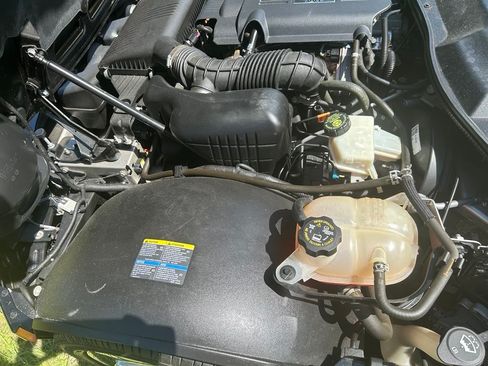 Used 2007 Pontiac Solstice Convertible image 14