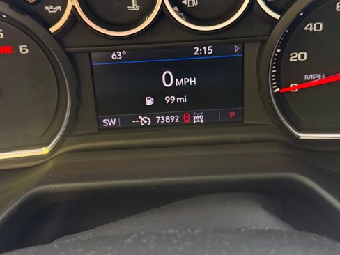 Used 2021 Chevrolet Suburban LT AWD/4WD image 2