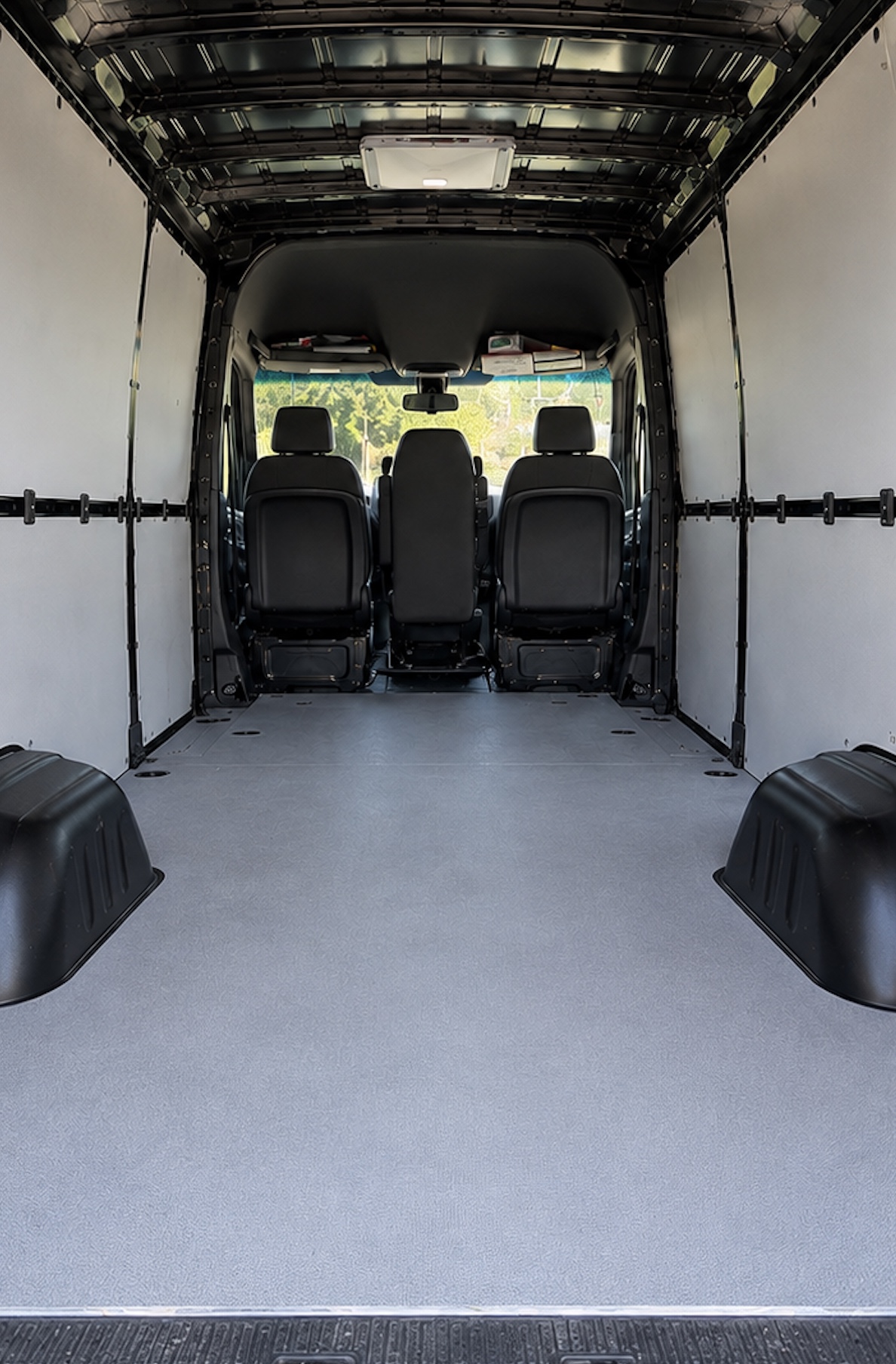 Used 2022 Mercedes-Benz Sprinter 3500 image 4