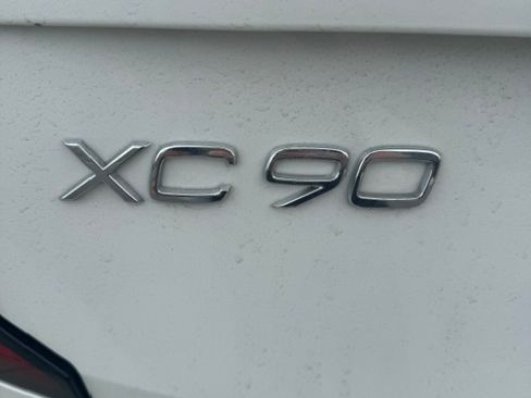 Used 2026 Volvo XC90 B6 Ultra w/ Protection Package AWD/4WD image 18