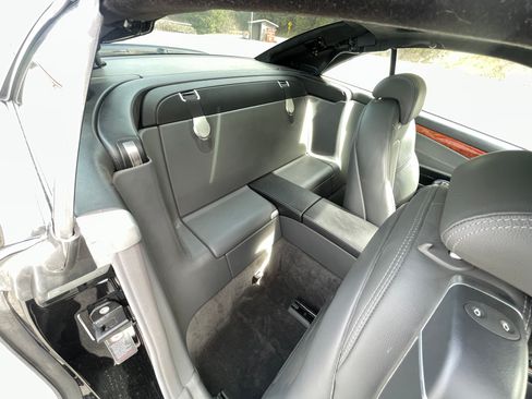 Used 2005 Mercedes-Benz SL 55 AMG image 17