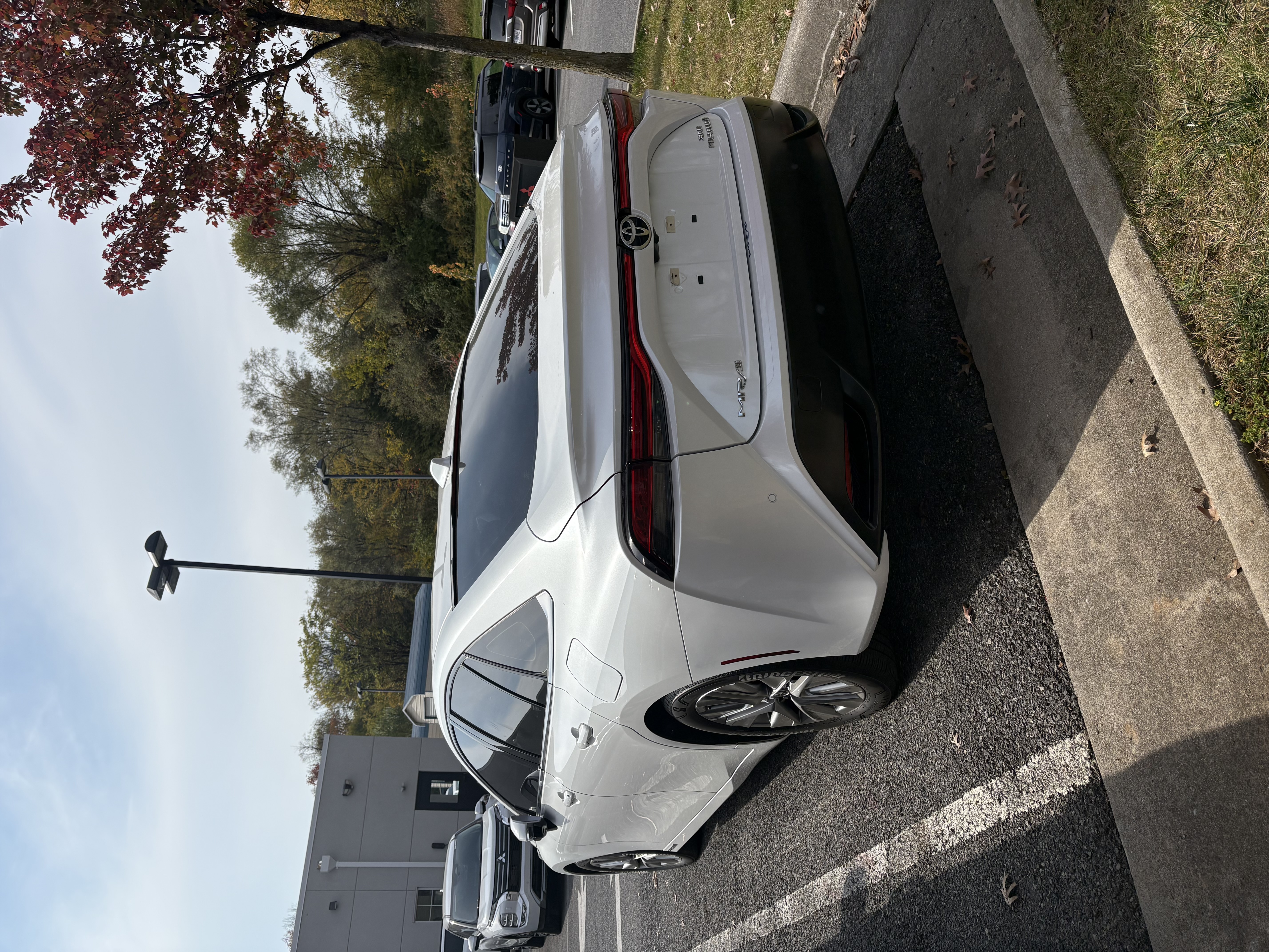 Used 2023 Toyota Mirai w/ Advanced Technology Package RWD image 4