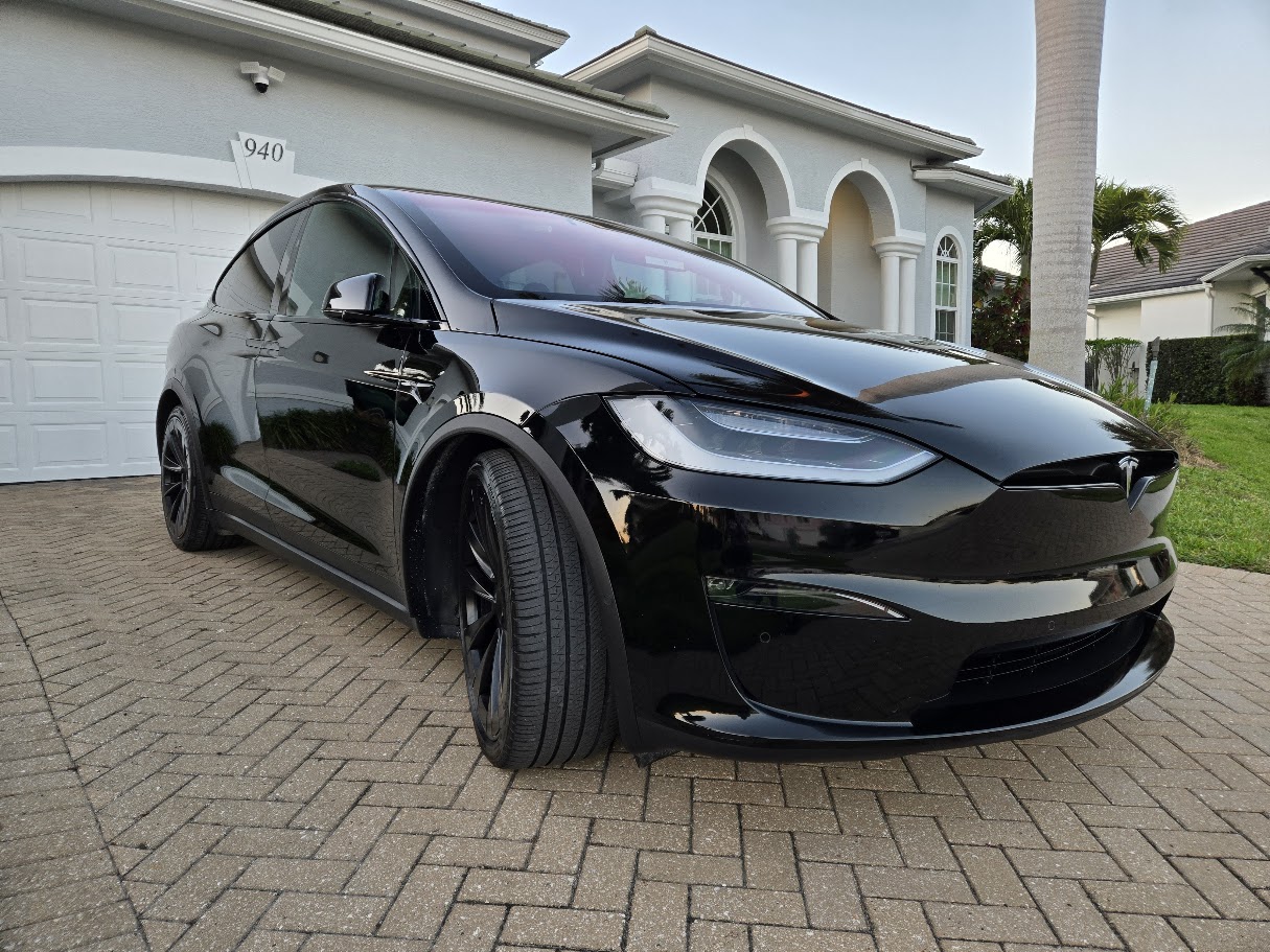 Used 2022 Tesla Model X AWD/4WD image 4