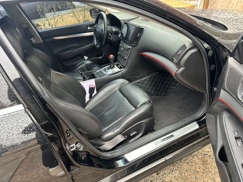 Used 2012 INFINITI G37 x Sedan w/ Premium Pkg image 16