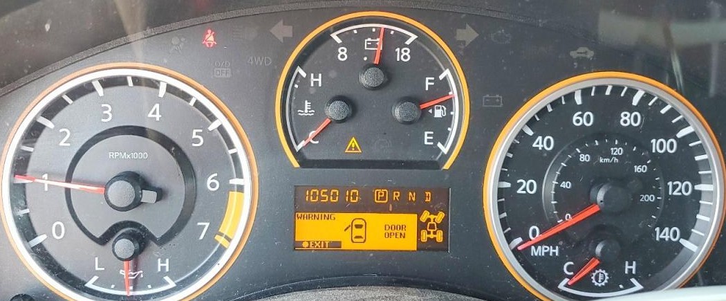 Used 2015 Nissan Armada SV AWD/4WD image 10