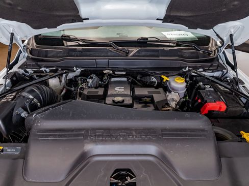 Used 2023 RAM 3500 Laramie w/ Night Edition image 14