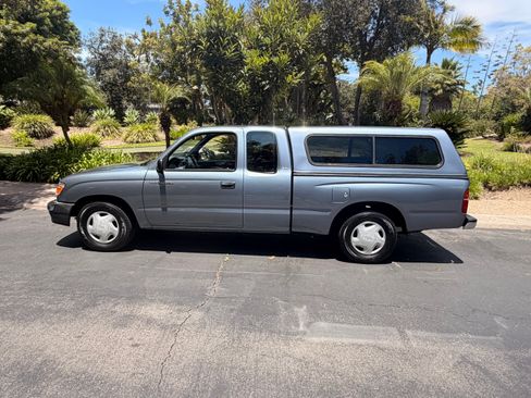 Used 1998 Toyota Tacoma 2WD Xtracab V6 image 8