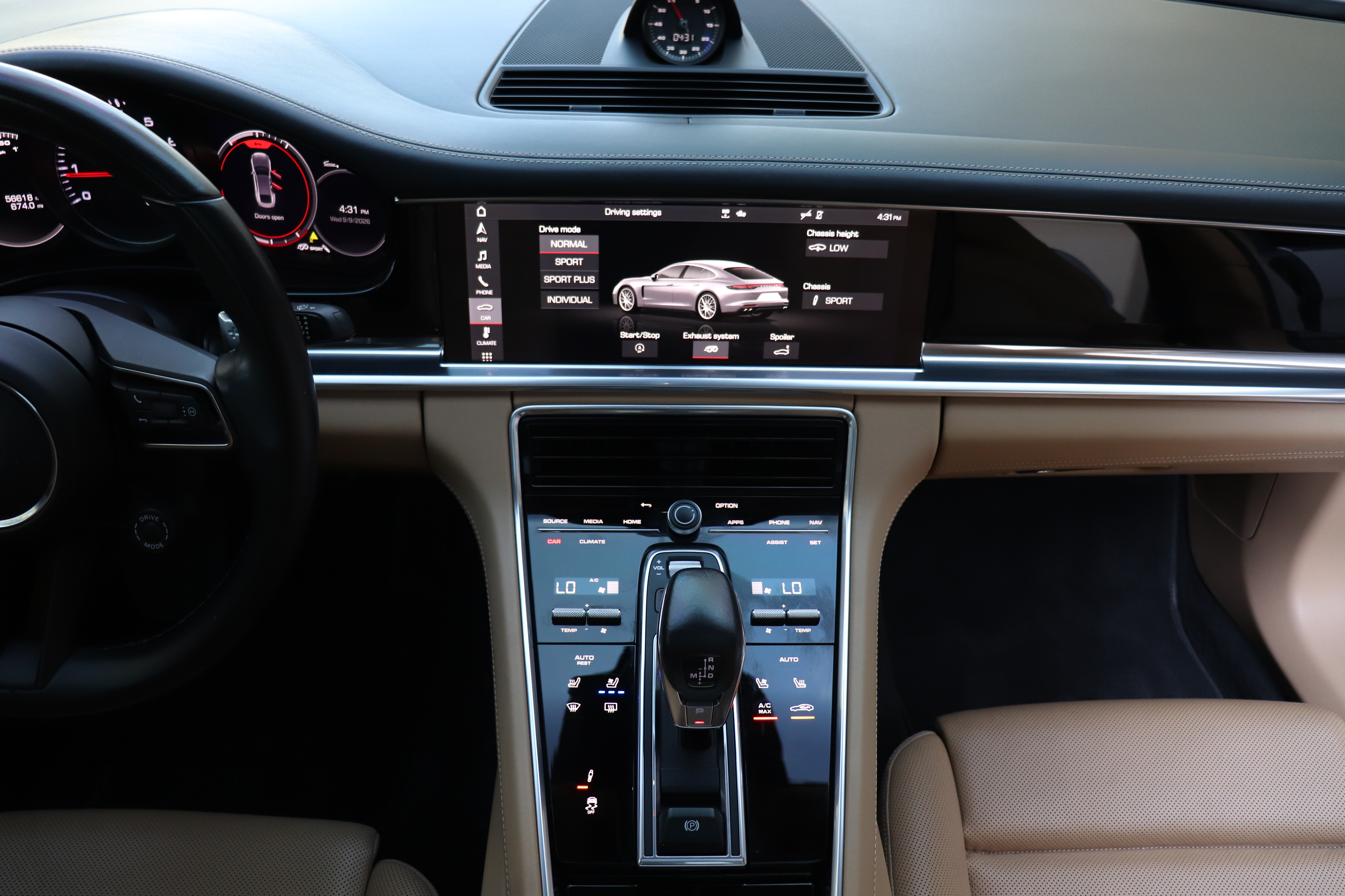 Used 2021 Porsche Panamera 4S AWD/4WD image 12