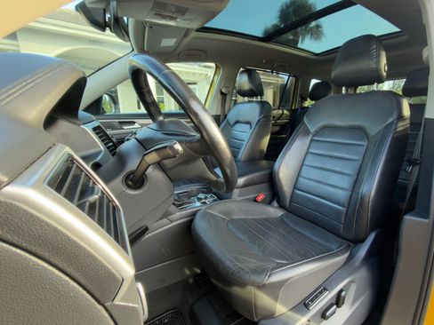 Used 2018 Volkswagen Atlas SEL Premium AWD/4WD image 12