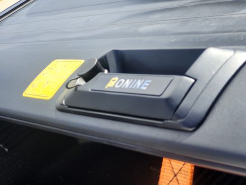 Used 2021 Chevrolet Silverado 1500 Custom image 15