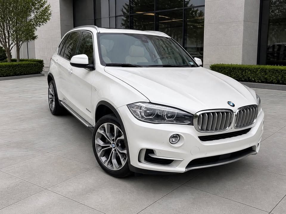 Used 2018 BMW X5 xDrive50i AWD/4WD image 1