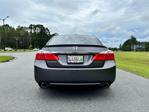 Used 2015 Honda Accord Sport image 8