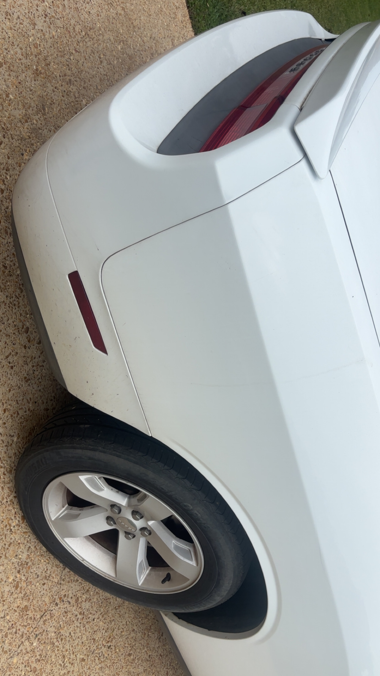 Used 2013 Dodge Challenger SXT RWD image 16