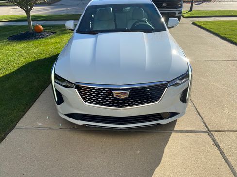 Used 2021 Cadillac CT4 Premium Luxury image 15