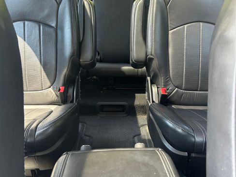 Used 2014 GMC Acadia Denali FWD image 12