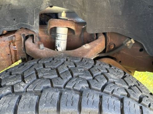Used 2001 Chevrolet Silverado 3500 LS w/ Off-Road Skid Plate Pkg AWD/4WD image 15