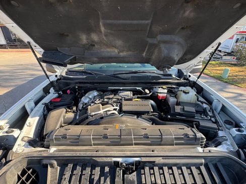 Used 2023 Chevrolet Silverado 3500 LTZ w/ LTZ Premium Package image 16