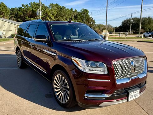 Used 2020 Lincoln Navigator L Reserve w/ Luxury Package image 12