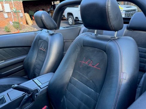 Used 2011 Ford Mustang GT Premium w/ Security Pkg image 16