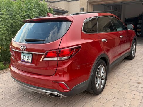 Used 2018 Hyundai Santa Fe SE AWD/4WD image 6
