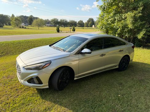 Used 2018 Hyundai Sonata Limited FWD image 6