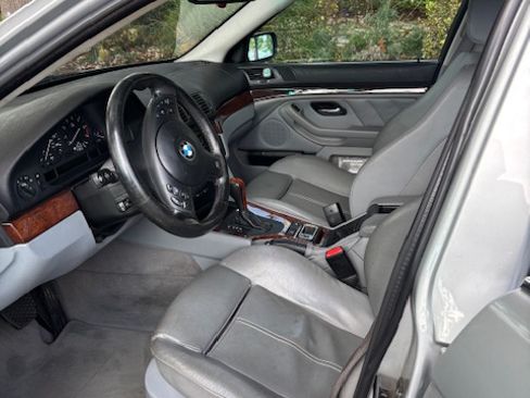 Used 2003 BMW 525i Sedan image 6