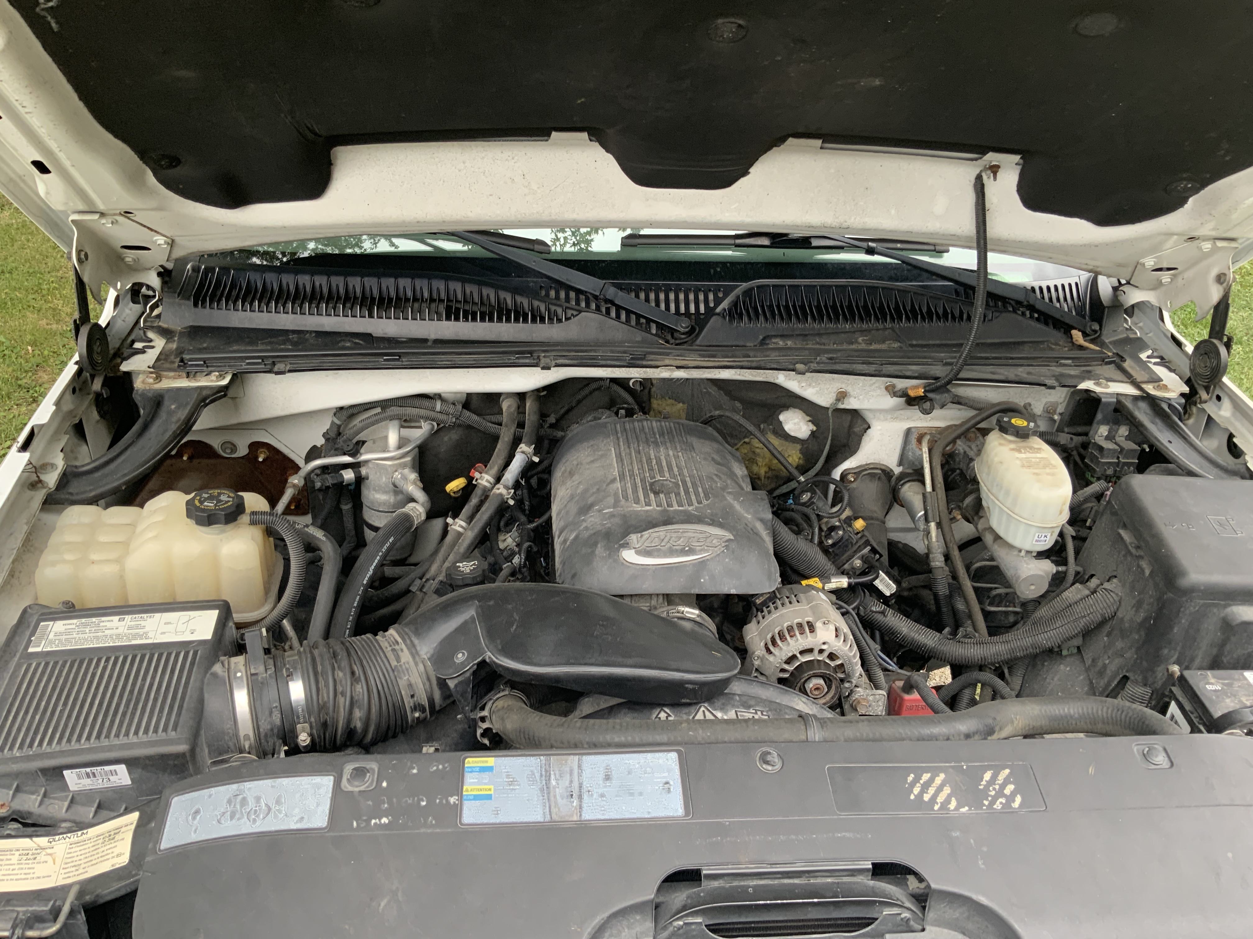 Used 2005 Chevrolet Silverado 2500 LS RWD image 6