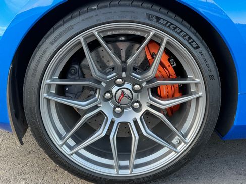 Used 2024 Chevrolet Corvette Z06 RWD image 17