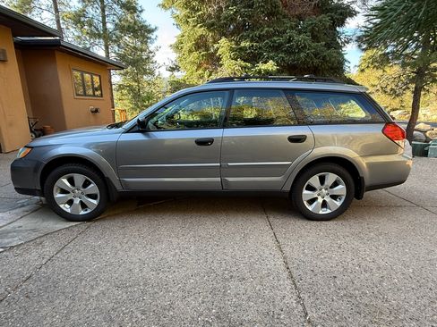 Used 2008 Subaru Outback 2.5i image 5