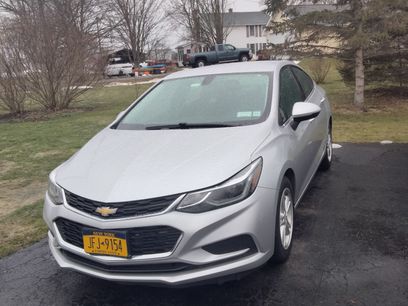 Used 2017 Chevrolet Cruze LT