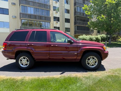 Used 2000 Jeep Grand Cherokee Limited AWD/4WD image 8