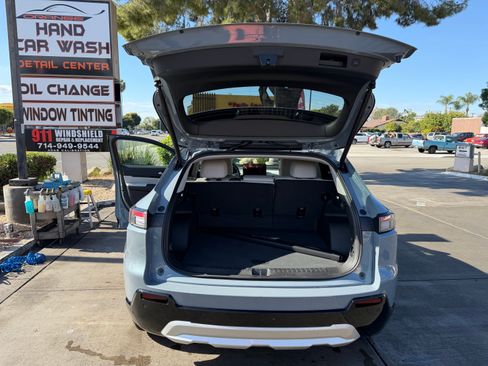 Used 2025 Honda Prologue Touring image 4