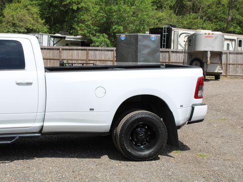 Used 2024 RAM 3500 Lone Star w/ Night Edition image 10