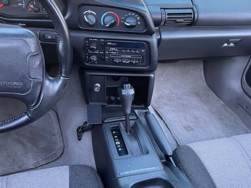 Used 1994 Chevrolet Camaro Z28 image 14