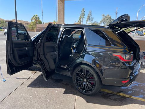 Used 2019 Land Rover Range Rover Sport HSE Dynamic AWD/4WD image 6